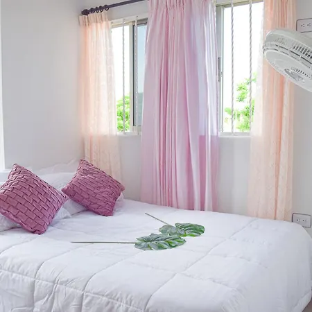 Montegezirim Beach House *