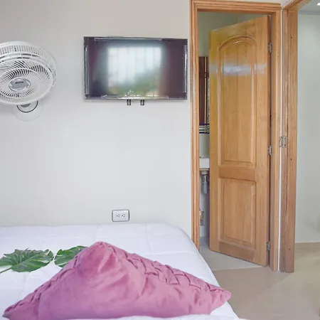 Montegezirim Beach House Lodge