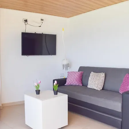 Montegezirim Beach House Lodge